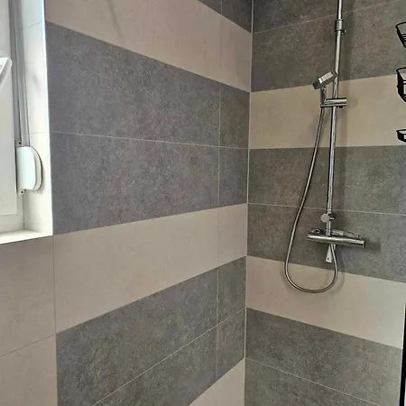 Paul Et Nana Appartement